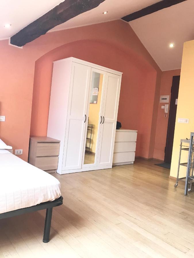Casa Cairoli Apartamento Milão Quarto foto